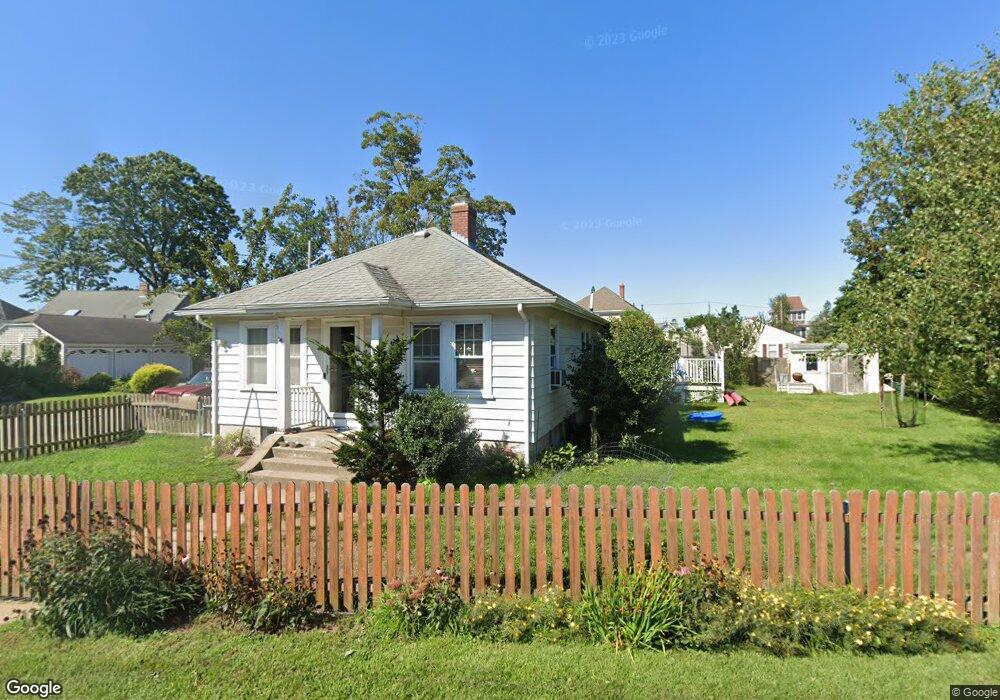 965 Bullocks Point Ave, Riverside, RI 02915 - photo 1