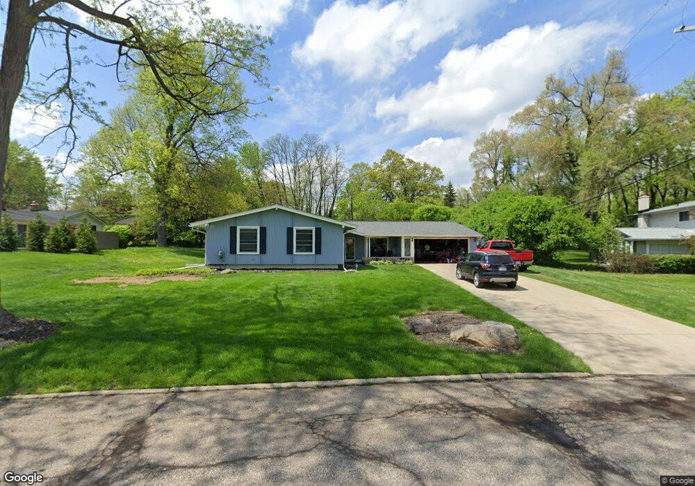 2566 Rambling Way, Bloomfield Hills, MI 48302 - photo 1