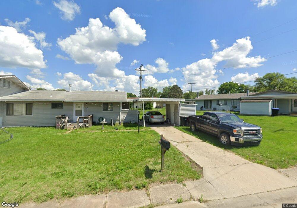 7226 SW Timberway Dr, Topeka, KS 66619 - photo 1