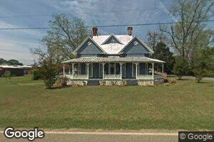 127 College St NE, Parrott, GA 39877
