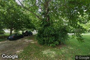 7942 White River Dr, Indianapolis, IN 46240
