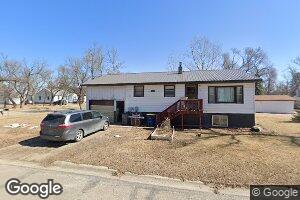112 6th Ave N, Ellendale, ND 58436