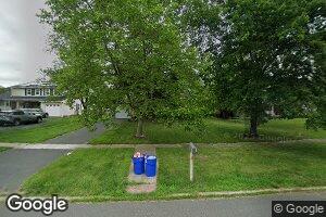 106 Henderson Rd, Kendall Park, NJ 08824