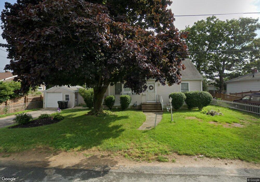 19 Park St, South Dartmouth, MA 02748 - photo 1