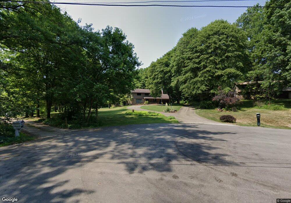 1380 Trails End Dr, New Franklin, OH 44216 - photo 1