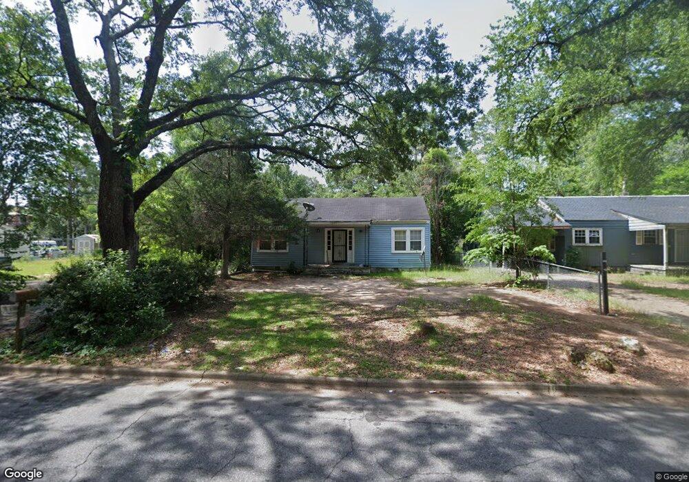 1204 Edgerly Ave, Albany, GA 31707 - photo 1