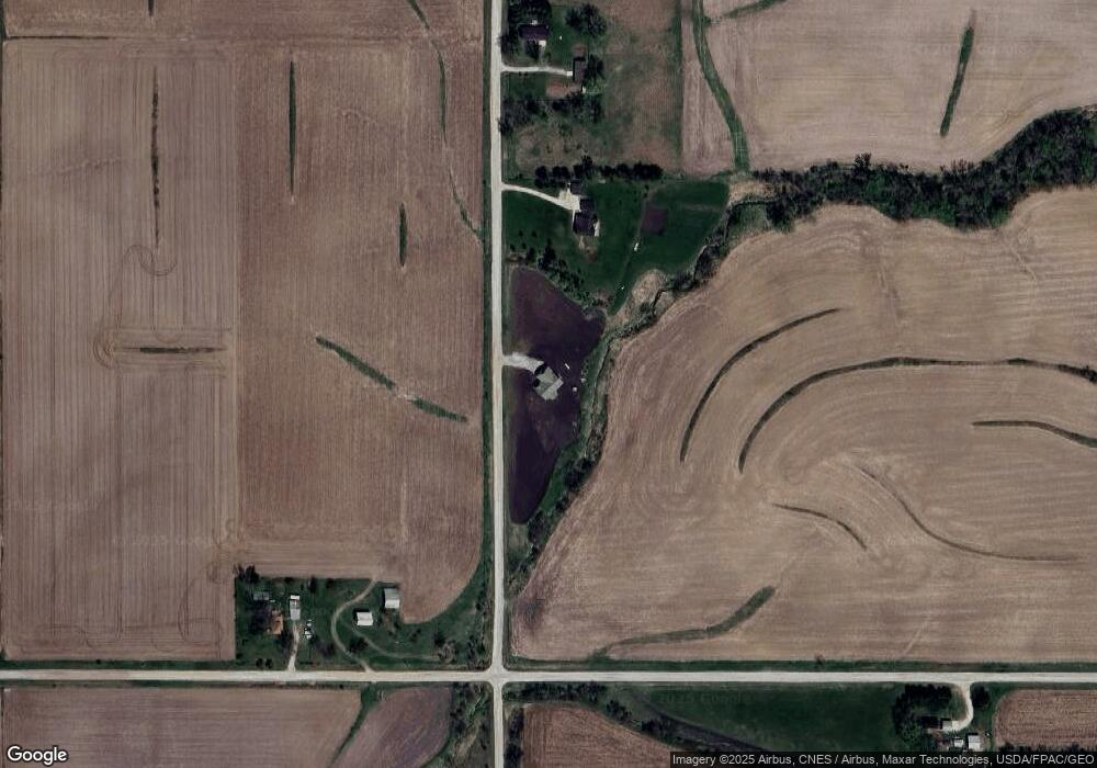 1010 E 76th St S, Newton, IA 50208 - photo 1