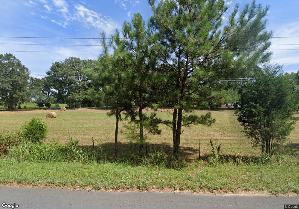 425 Hunts Gin Rd NE, Calhoun, GA 30701 - photo 1