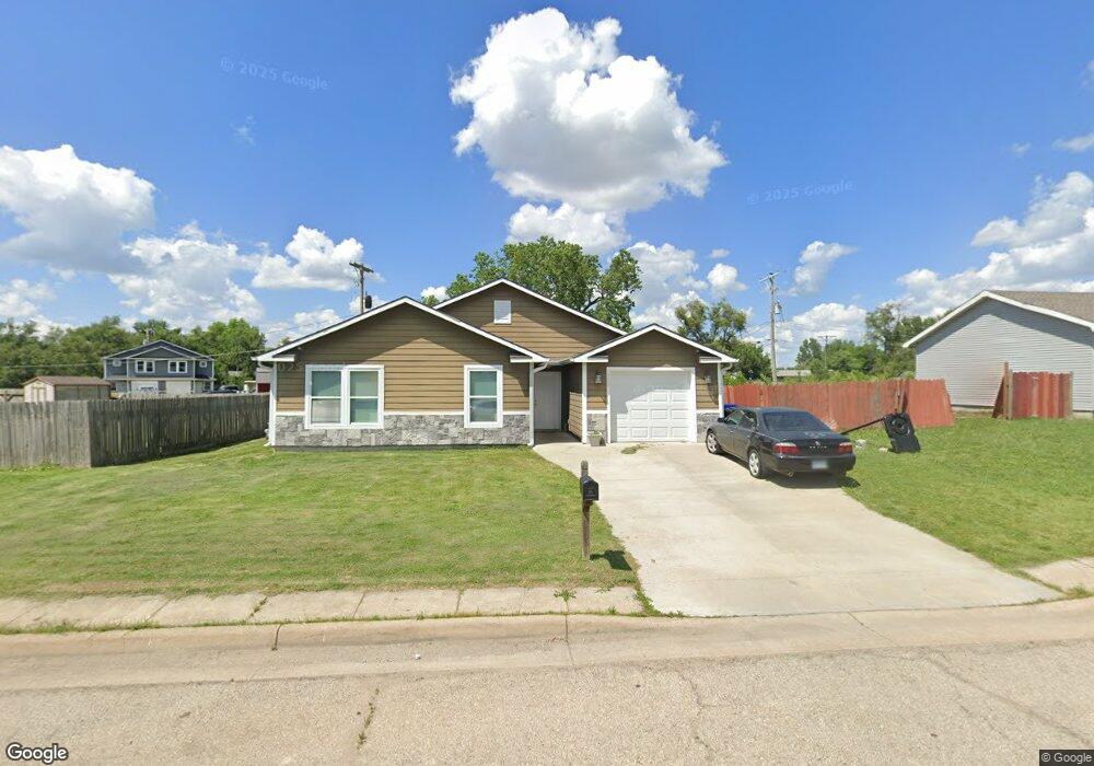 1700 SW 72nd Terrace, Topeka, KS 66619 - photo 1