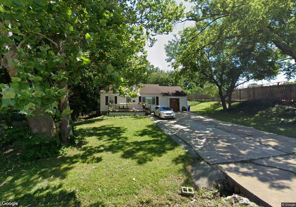 10921 W 64th St, Shawnee, KS 66203 - photo 1