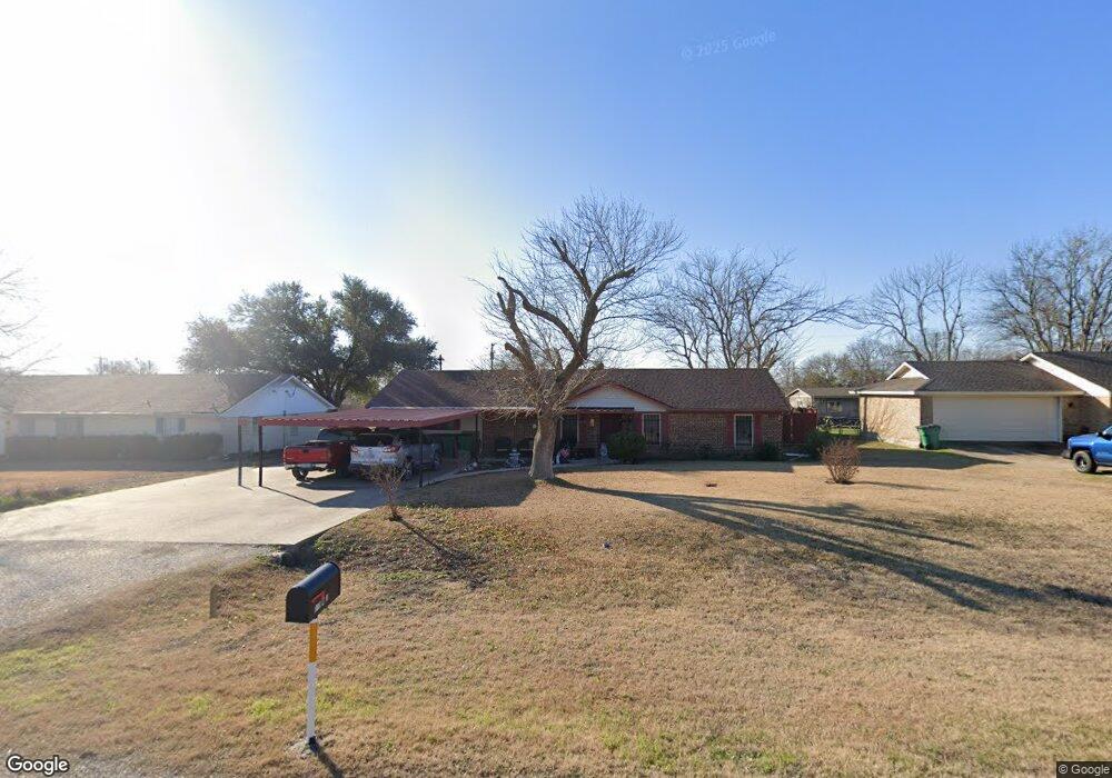 819 W 3rd St, Eddy, TX 76524 - photo 1
