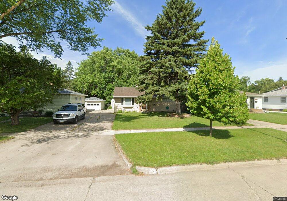 1617 14 1 2 St S, Fargo, ND 58103 - photo 1