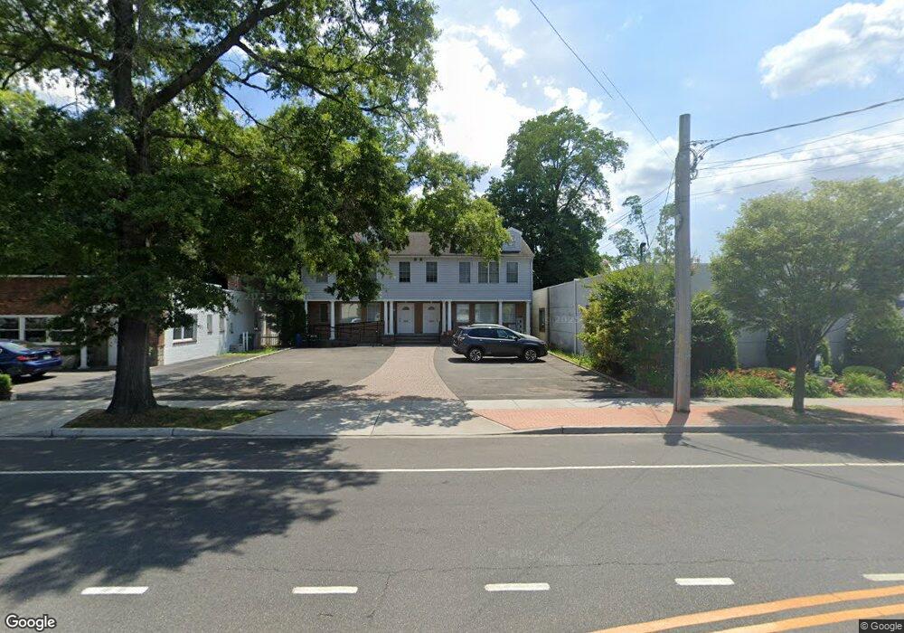 40 Manorhaven Blvd unit B, Port Washington, NY 11050 - photo 1