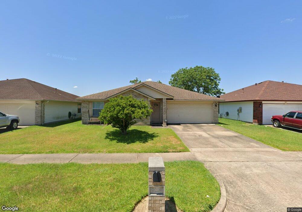 9218 Garden Breeze Dr, Houston, TX 77075 - photo 1