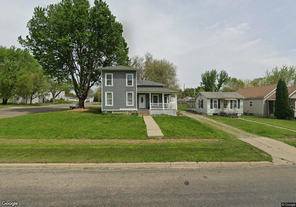 558 3rd St, Lincoln, IL 62656 - photo 1