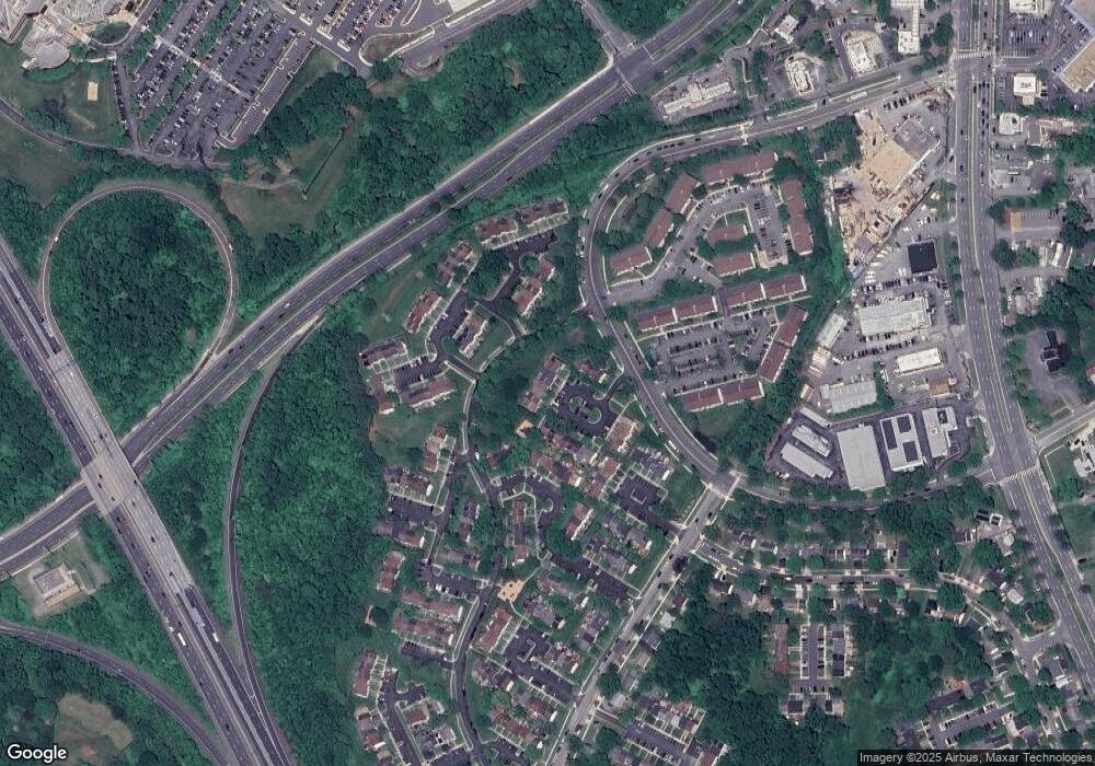 11719 Zebrawood Ct, Germantown, MD 20876 - photo 1