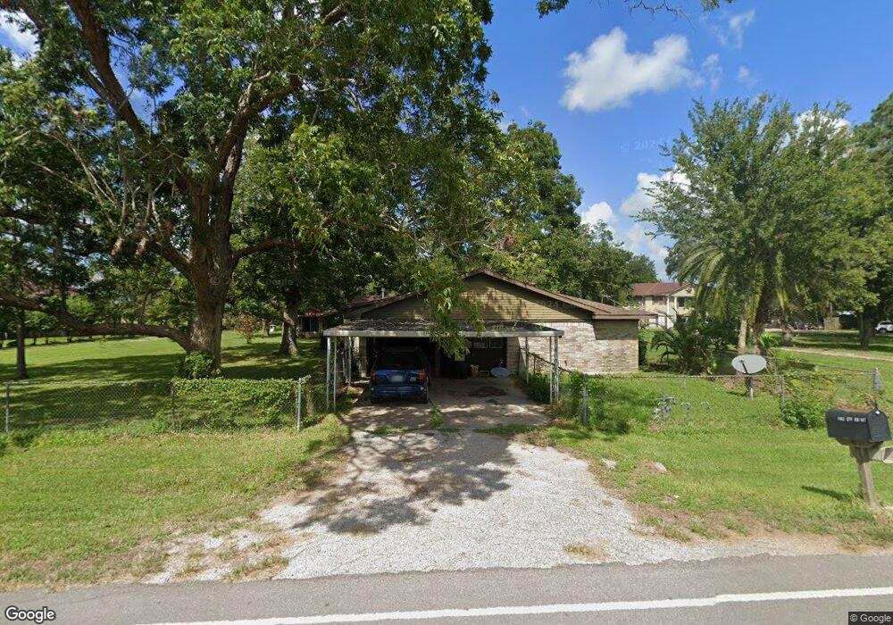 1165 County Road 147, Alvin, TX 77511 - photo 1