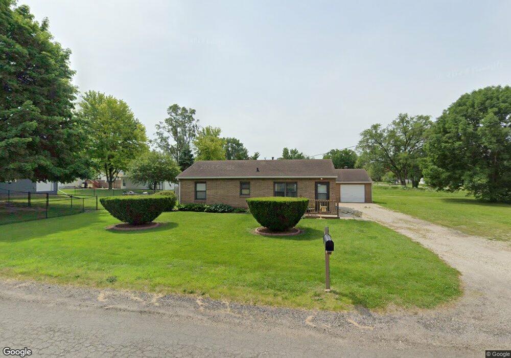 2405 E Sheridan Ave, Des Moines, IA 50317 - photo 1