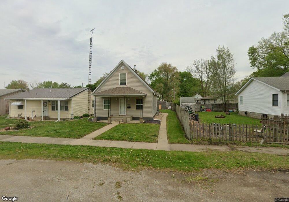 618 Oklahoma Ave, Lincoln, IL 62656 - photo 1