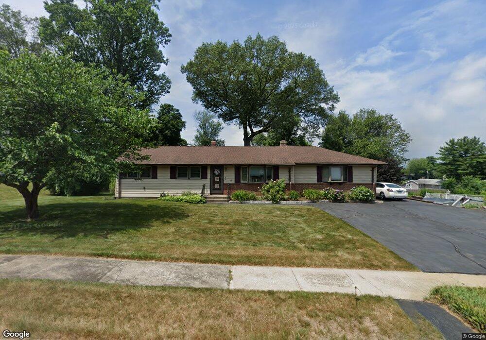 4 Garry Dr, East Haven, CT 06513 - photo 1