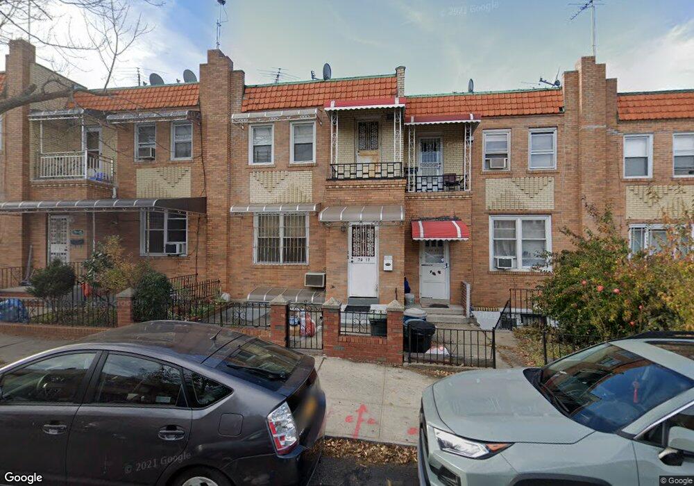 7917 Elks Rd, Elmhurst, NY 11373 - photo 1