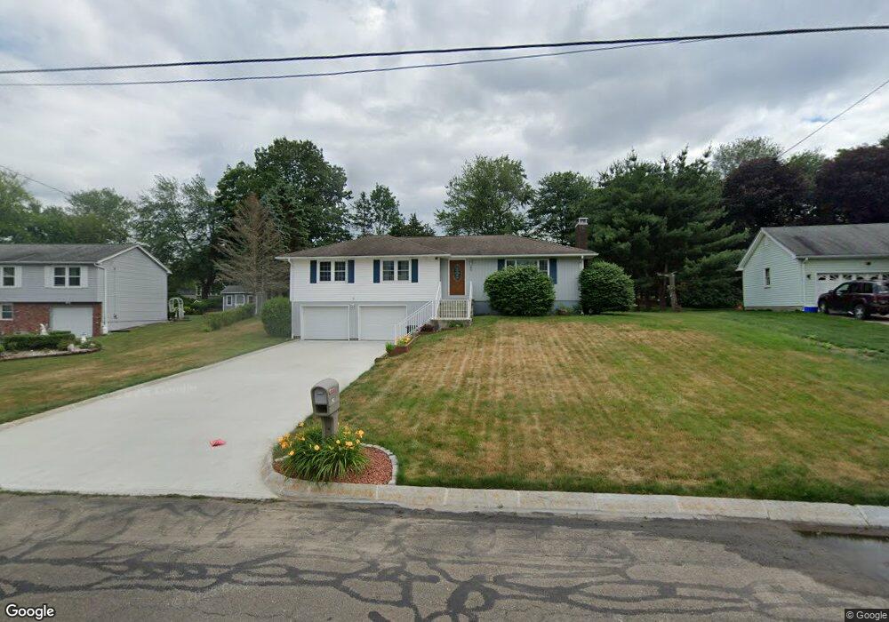92 Higher Brook Dr, Ludlow, MA 01056 - photo 1