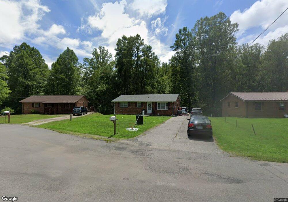 150 Wren Ct, Martinsville, VA 24112 - photo 1