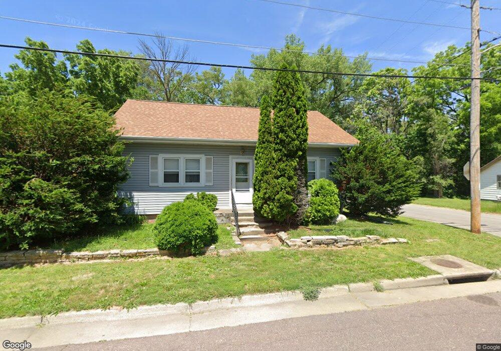 3128 E Shawnee Ave, Des Moines, IA 50317 - photo 1