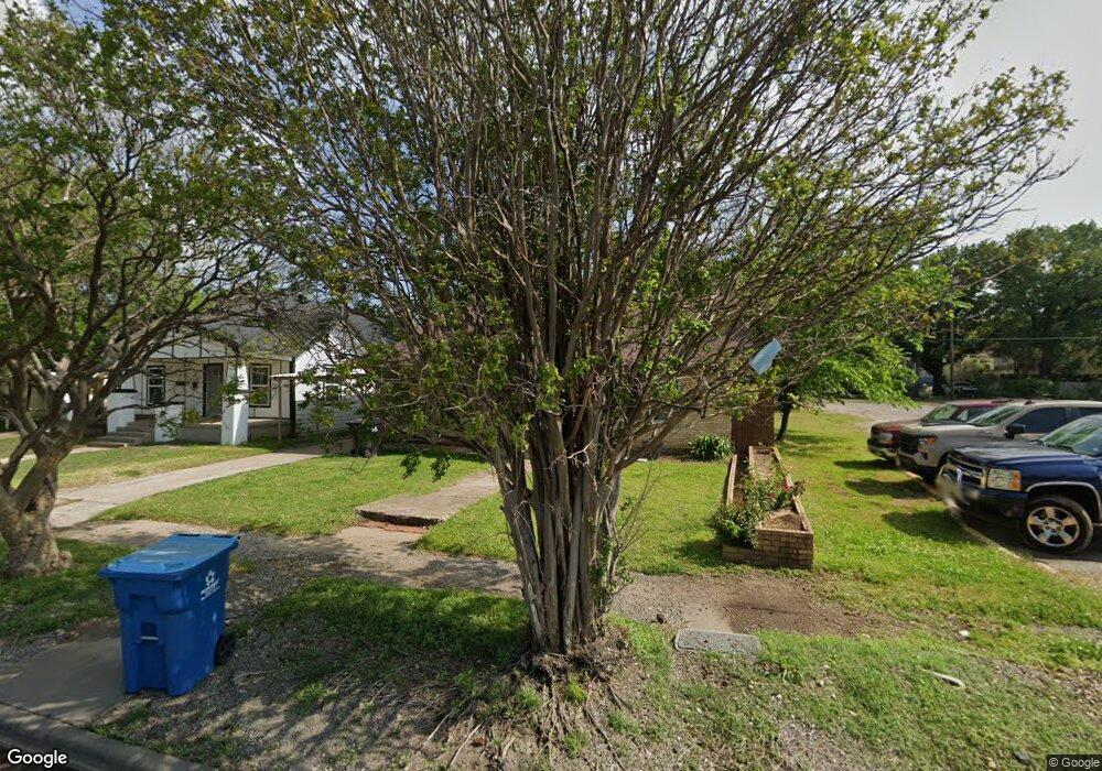 1414 W Morton St, Denison, TX 75020 - photo 1
