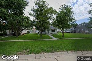 313 S 4th St, Howells, NE 68641
