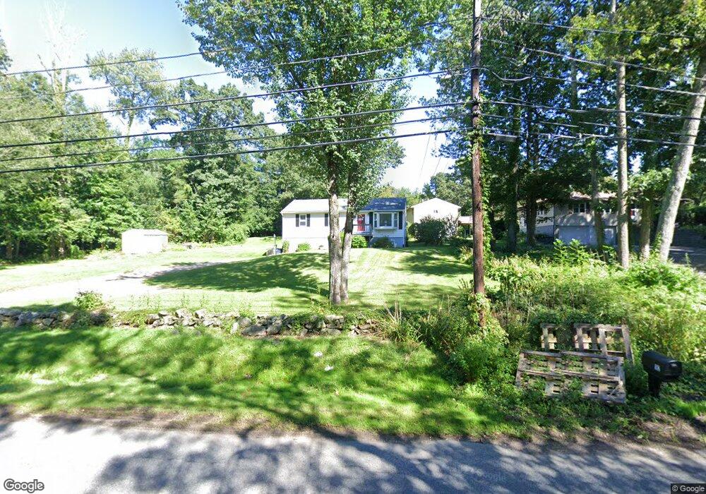 184 Center Depot Rd, Charlton, MA 01507 - photo 1