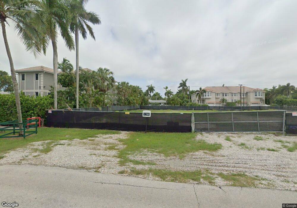 825 10th Ave S unit 3 East, Naples, FL 34102 - photo 1