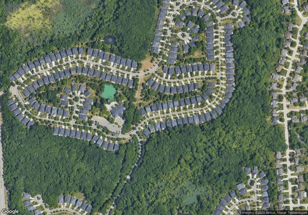 3867 Hillsdale Dr, Auburn Hills, MI 48326 - photo 1