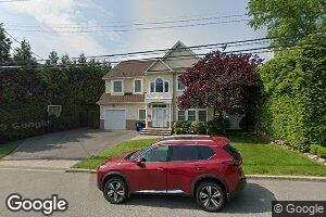 62 Cleveland Ave, Glen Head, NY 11545