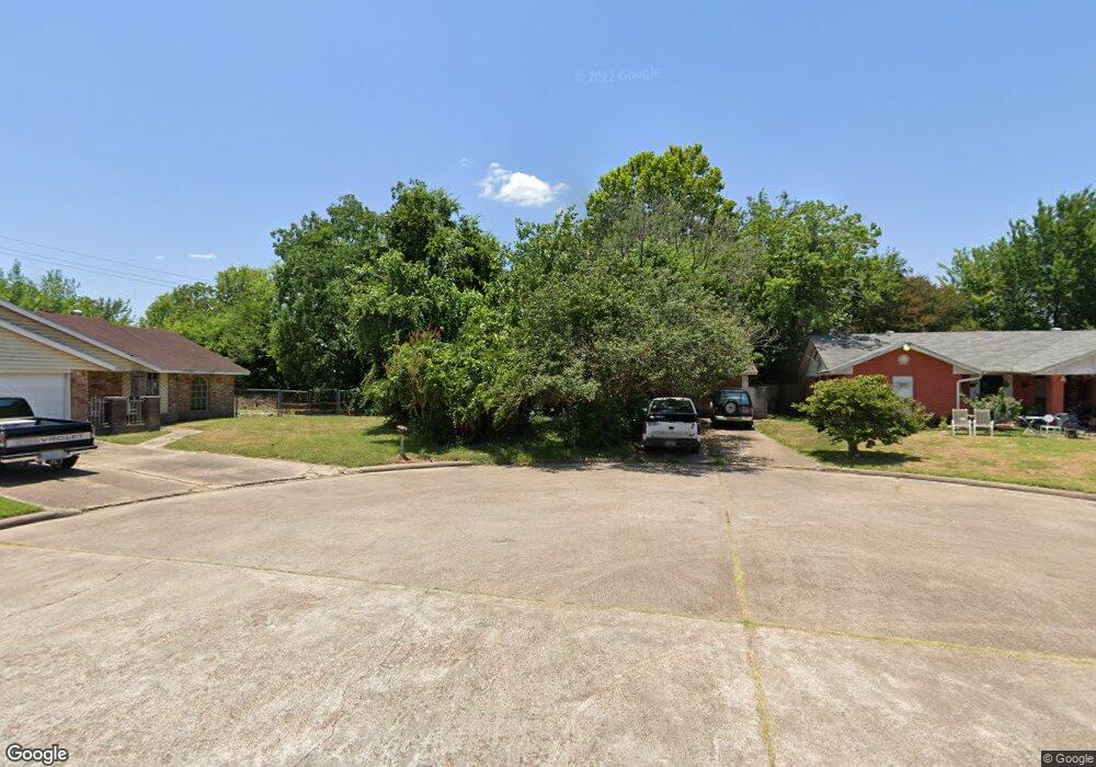 8807 Charney Ln, Houston, TX 77088 - photo 1