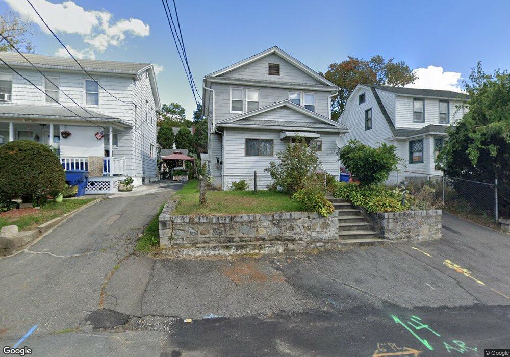 33 W View St, Waterbury, CT 06706 - photo 1