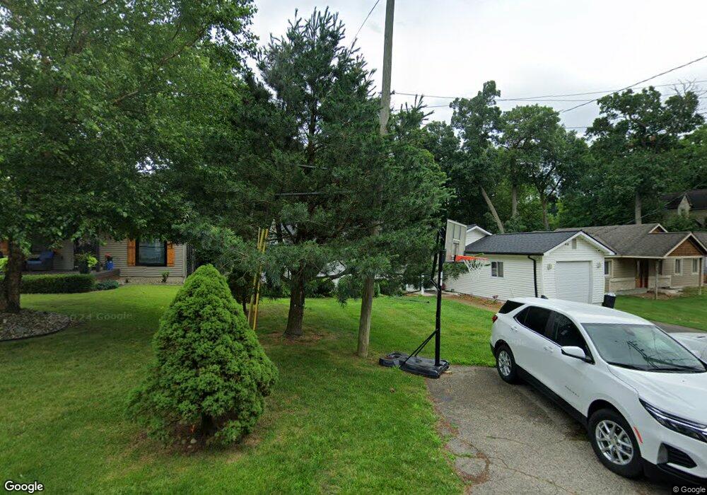 7665 Barnsbury Dr, West Bloomfield, MI 48324 - photo 1