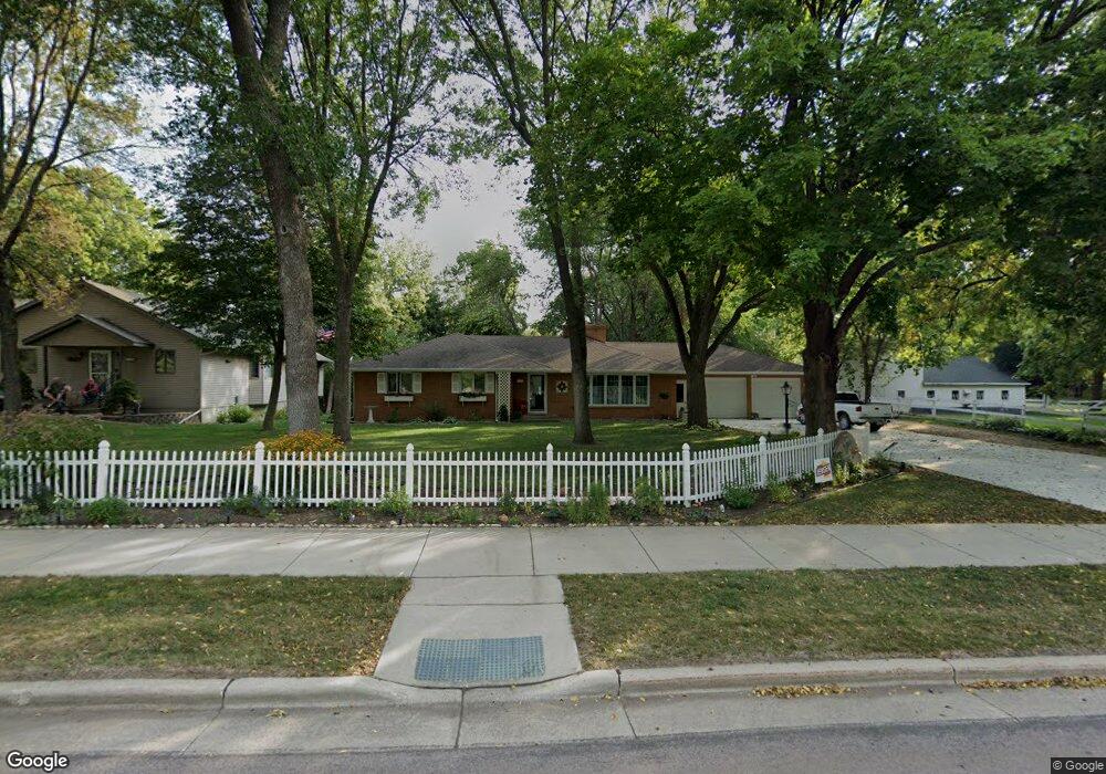 1535 S Payne St, New Ulm, MN 56073 - photo 1