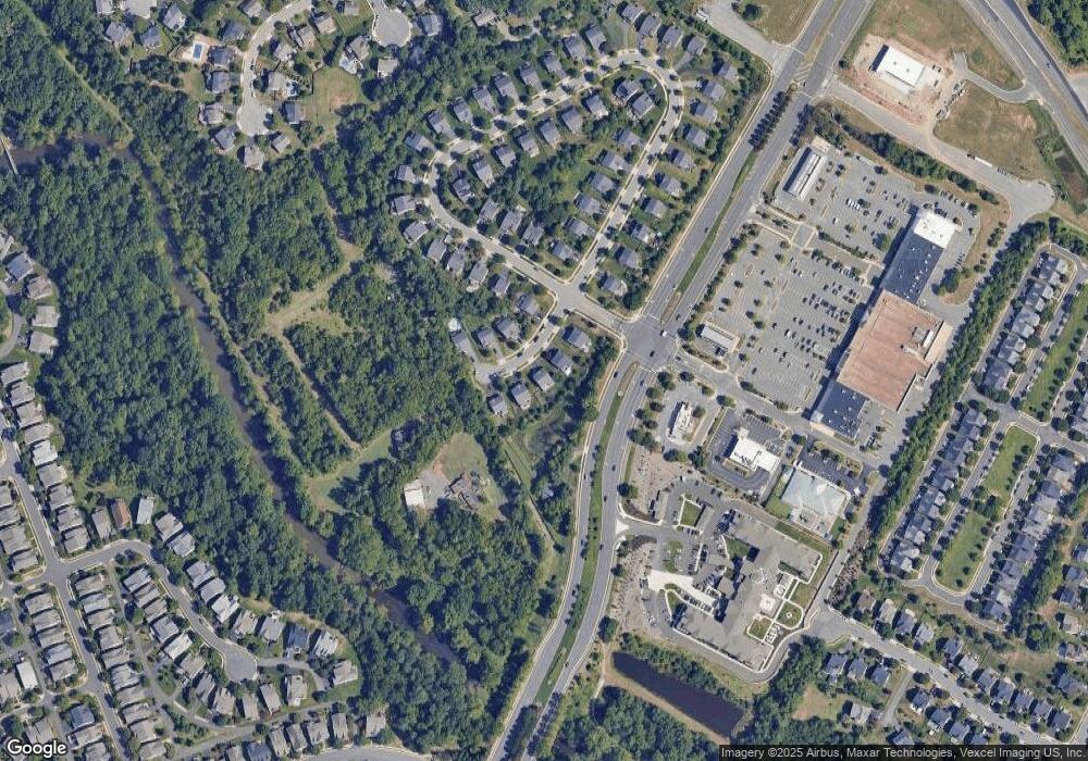 12759 Manor Hall Ct, Bristow, VA 20136 - photo 1