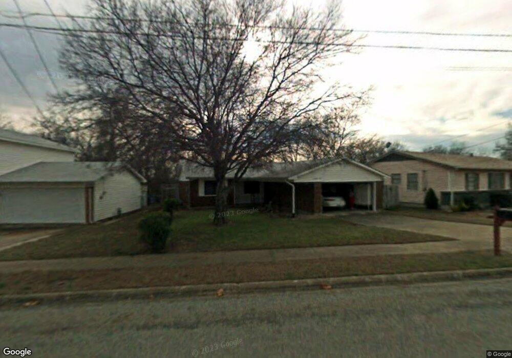 1710 E Hilton St, Sherman, TX 75090 - photo 1