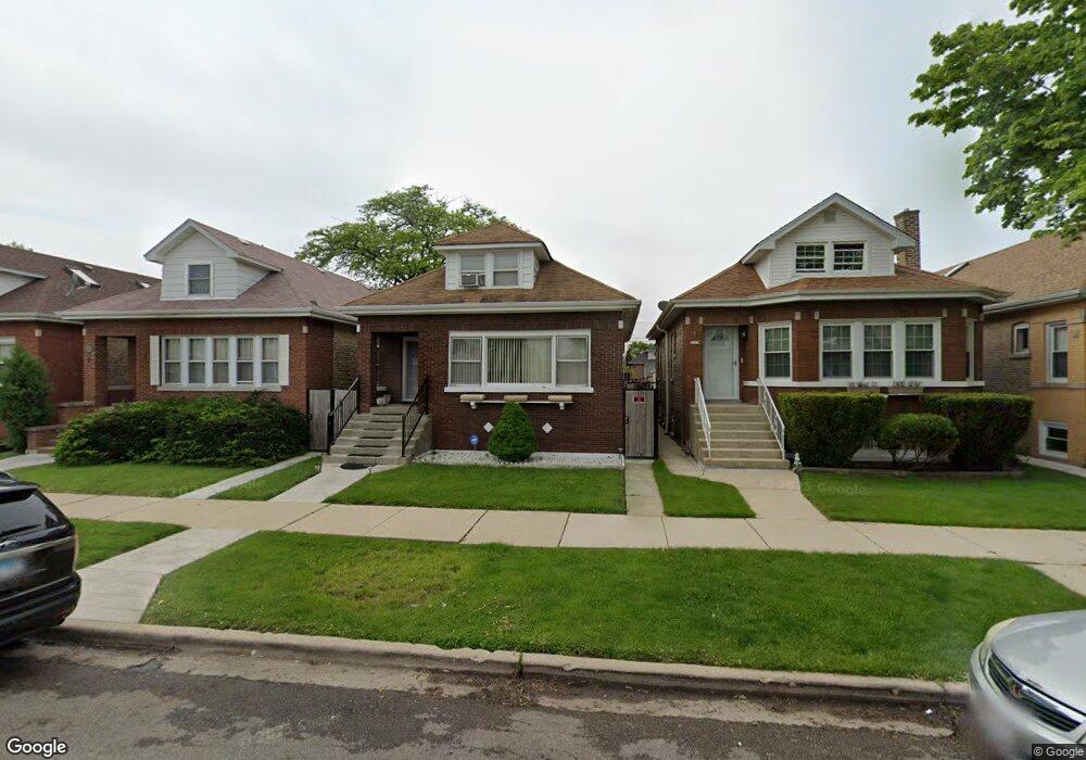 5323 W Nelson St, Chicago, IL 60641 - photo 1