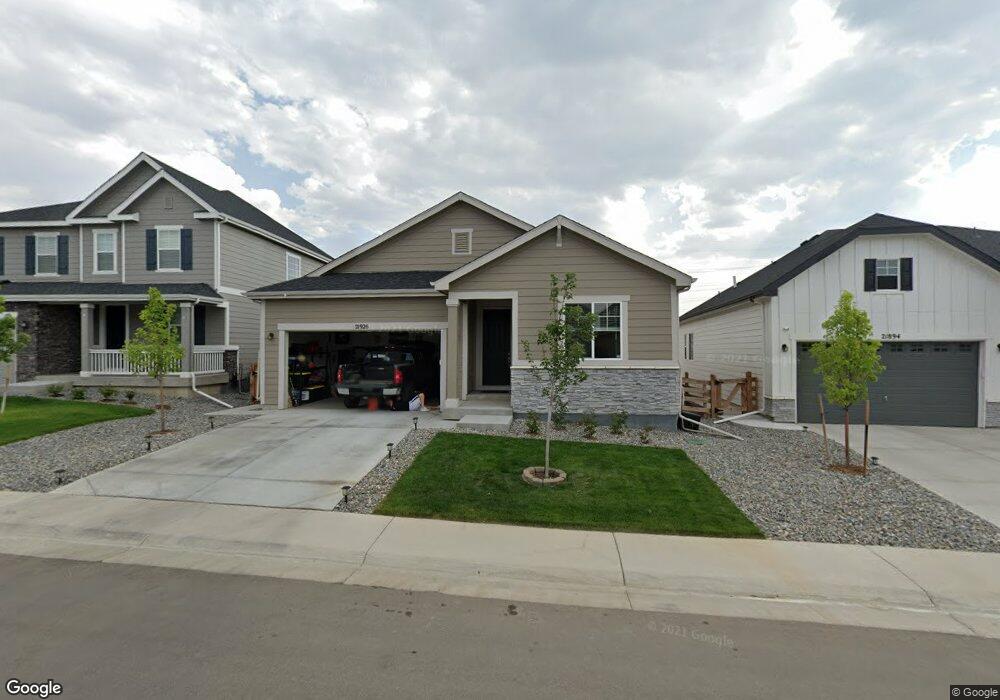 21926 E Tufts Cir, Aurora, CO 80015 - photo 1