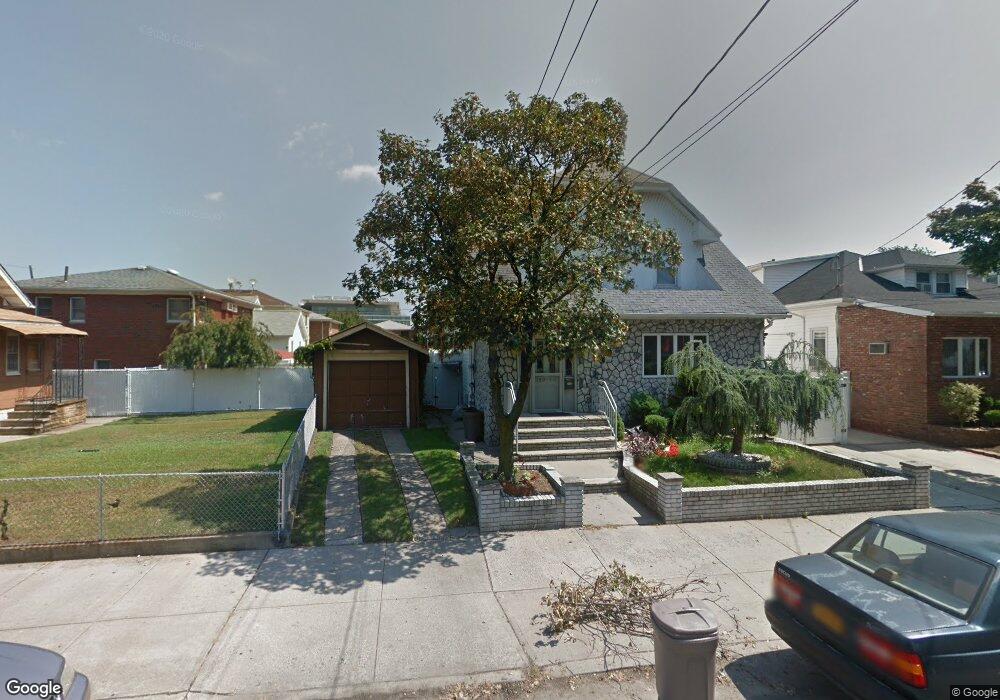 15911 101st St, Howard Beach, NY 11414 - photo 1