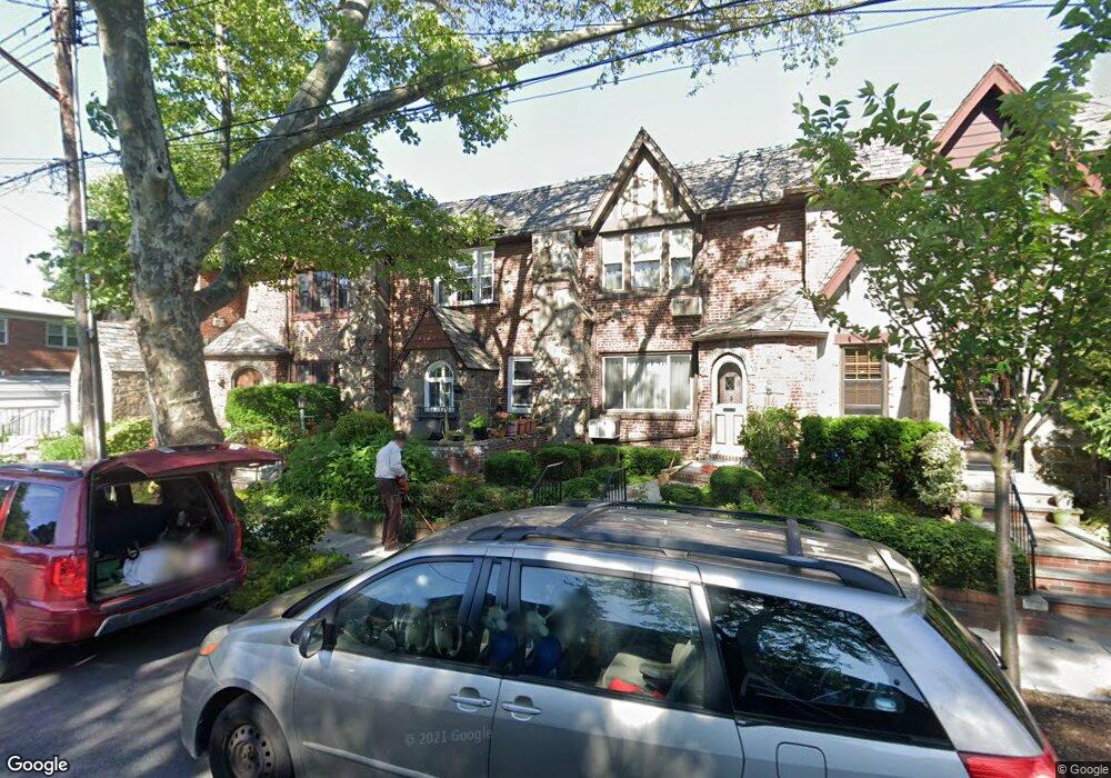 2915 166th St, Flushing, NY 11358 - photo 1