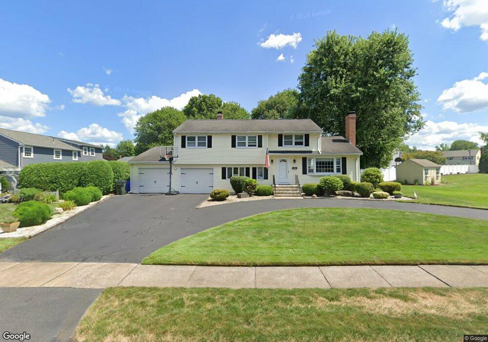 60 Meadow View Dr, Wethersfield, CT 06109 - photo 1