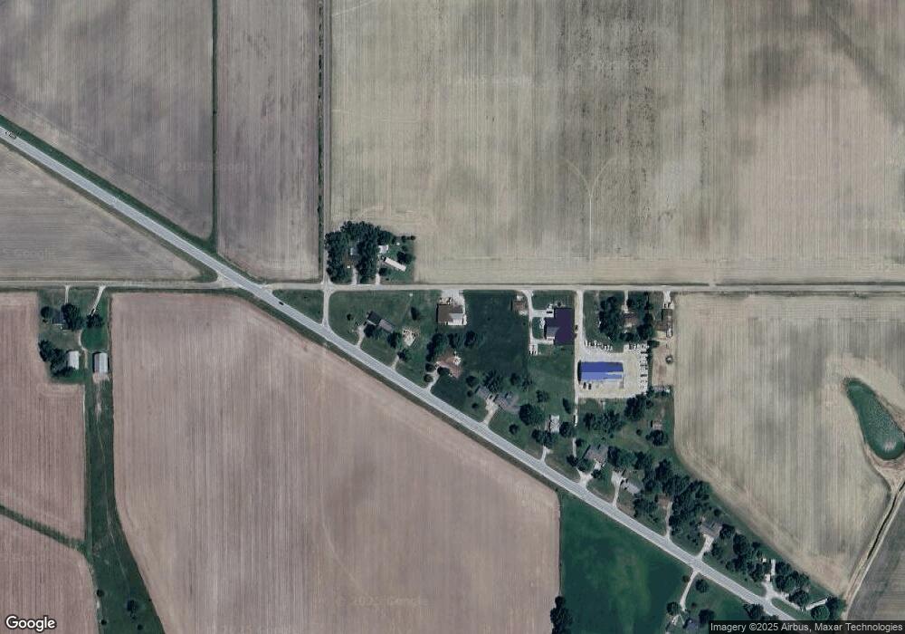 8821 E 1800th Ave, Shumway, IL 62461 - photo 1