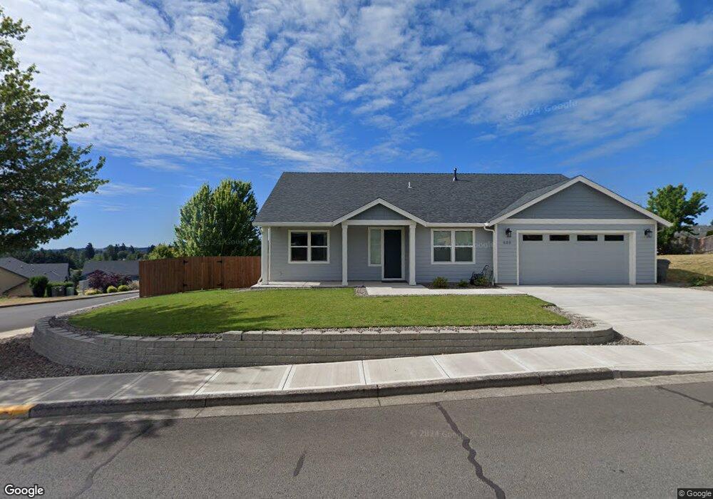 499 NE Holiday Ave, Dallas, OR 97338 - photo 1