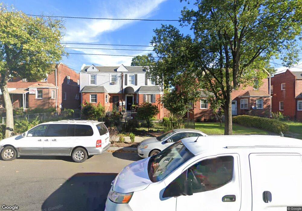 5324 E Capitol St NE, Washington, DC 20019 - photo 1