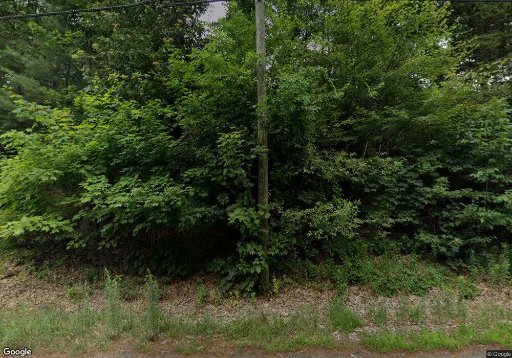 83 Long Plain Rd unit Sunny 1BR 1Ba in Lev, Leverett, MA 01054 - photo 1