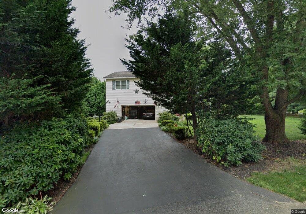 2710 Point Breeze Dr, Wilmington, DE 19810 - photo 1